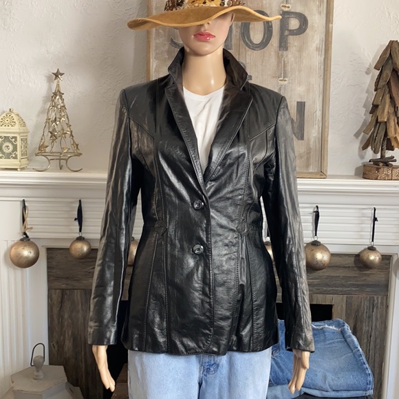 Gorgeous Vintage Wilson’s Leather Jacket - Picture 3 of 6